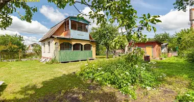 Casa en Piarezyrski sielski Saviet, Belarús
