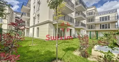 2 bedroom apartment in Le Blanc-Mesnil, France