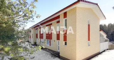 Appartement 3 chambres dans Kirkkonummi, Finlande