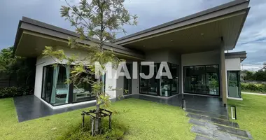 Villa 3 bedrooms in Huai Yai, Thailand