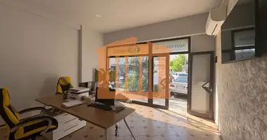 Commercial property 32 m² in Bashkia Durres, Albania