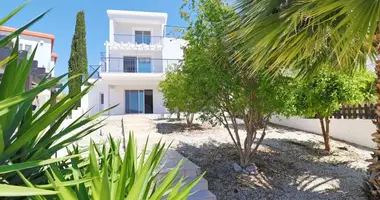 3 bedroom house in Peyia, Cyprus