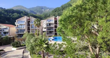 Apartamento 3 habitaciones en Przno, Montenegro