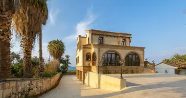 Villa 4 bedrooms in Nea Dhimmata, Cyprus