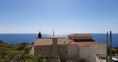 Villa  con Junto al mar en Rijeka-Rezevici, Montenegro