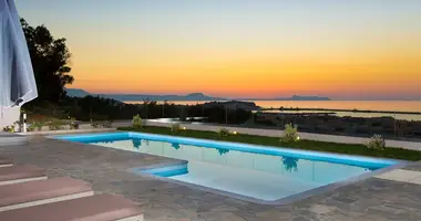 Вилла 6 комнат  с видом на море, с бассейном, с видом на горы в Ретимнон, Греция