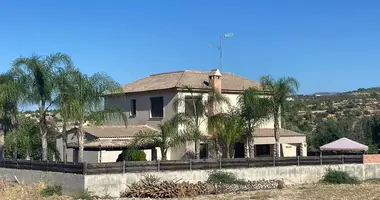 Haus 3 Schlafzimmer in Paramytha, Cyprus