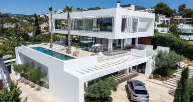 6 bedroom house in Malaga, Spain