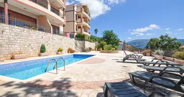Mieszkanie 3 pokoi w Zelenika, Czarnogóra