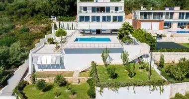 Villa en denovici, Montenegro