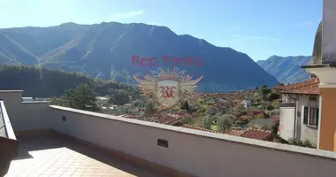 2 bedroom apartment in Lenno, Italy