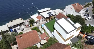 Villa 3 habitaciones con aparcamiento, con Terraza, con Jardín en Krasici, Montenegro