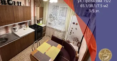 Apartamento 3 habitaciones en Dzyarzhynsk, Bielorrusia