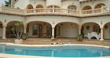 Villa 4 bedrooms in Izhevsk, Russia