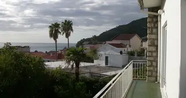 5 bedroom house in Petrovac, Montenegro