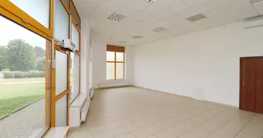 Propriété commerciale 80 m² dans Rzeszow, Pologne