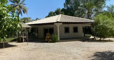 Дом 3 комнаты в Туйеренг, Гамбия