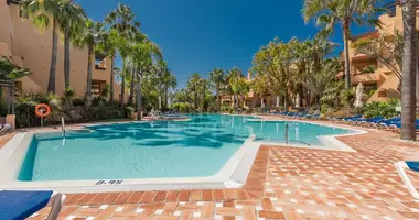 3 bedroom apartment in San Pedro Alcantara, Spain