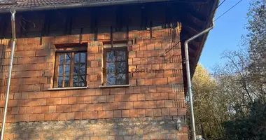 9 room house in orbottyan, Hungary