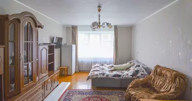 Apartamento 2 habitaciones en Chervyen, Bielorrusia