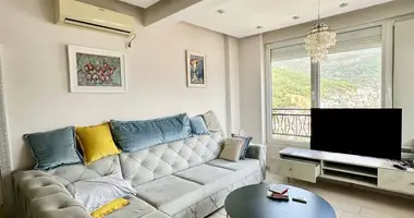 Apartamento 2 habitaciones en Budva, Montenegro