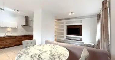 Apartamento 3 habitaciones en Varsovia, Polonia