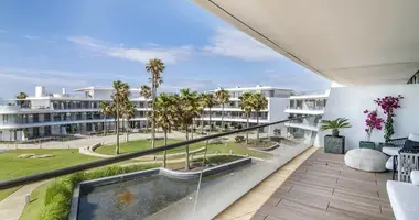 3 bedroom apartment in Estepona, Spain