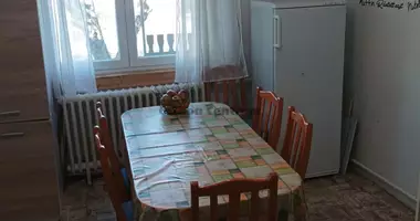 Дом 3 комнаты в Абонь, Венгрия