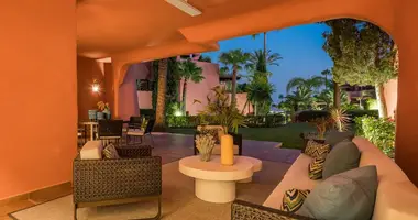 Apartamento 3 habitaciones en Estepona, Španjolska