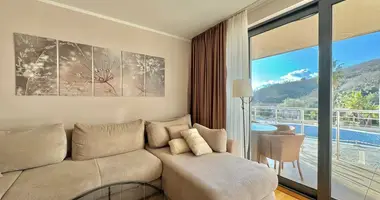 Apartamento 3 habitaciones en Przno, Montenegro