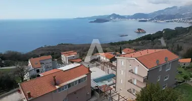 Casa 3 habitaciones en Sveti Stefan, Montenegro