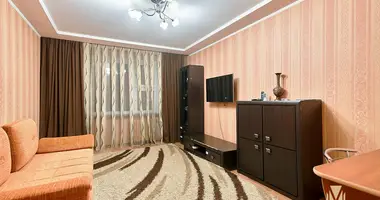 Apartamento 3 habitaciones en Minsk, Bielorrusia