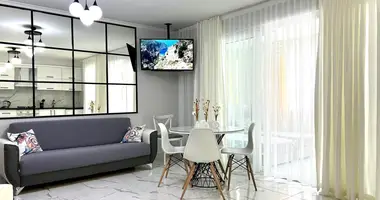4 bedroom apartment in Kemer Mezarligi, Turkey