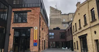 Gewerbefläche 2 551 m² in Riga, Lettland