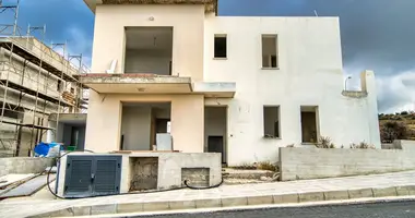 3 bedroom house in Konia, Cyprus