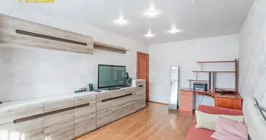 Apartamento 3 habitaciones en Minsk, Bielorrusia