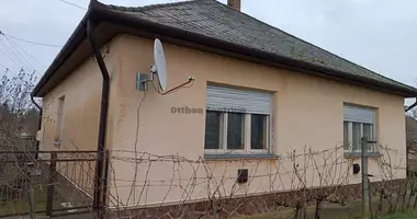 4 room house in Buzsak, Hungary
