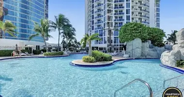 1 room apartment in Miami-Dade County, United States