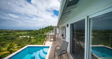 2 bedroom house in Roatan, Honduras