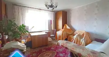 Apartamento 3 habitaciones en Rechytsa, Bielorrusia