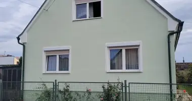 Villa 5 zimmer in Hohenau an der March, Österreich