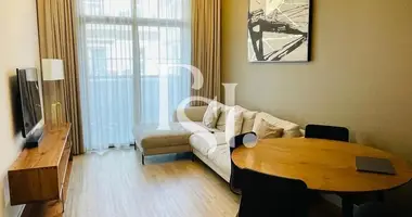 Mieszkanie 2 pokoi z Balkon, z Siłownia, z stennoy shkaf closet w Dubaj, Emiraty Arabskie