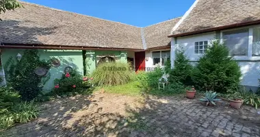 4 room house in Mako, Hungary
