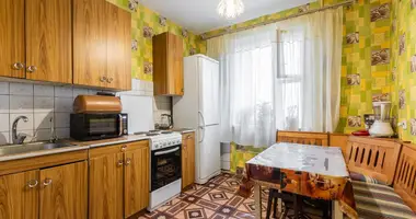 Apartamento 3 habitaciones en Minsk, Bielorrusia