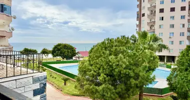 Dúplex 8 habitaciones en Mezitli, Turquía