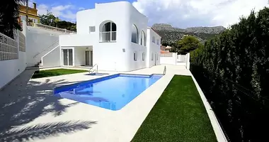 Villa 5 bedrooms with Balcony, with Furnitured, with Terrace in Calp, Spain