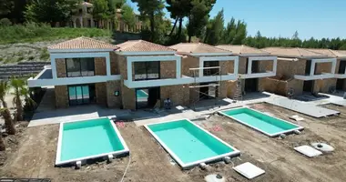 Apartamento 4 habitaciones en Agia Paraskevi, Grecia