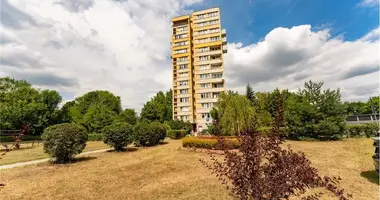 Квартира 3 комнаты в Варшава, Польша