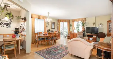 4 room apartment in Warsaw, Poland