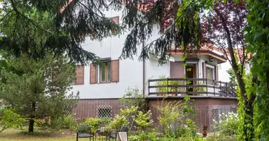 Casa en Varsovia, Polonia